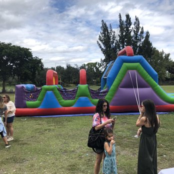 Red Balloon Party Rental - Balloon Services Near Me - Miami, Florida