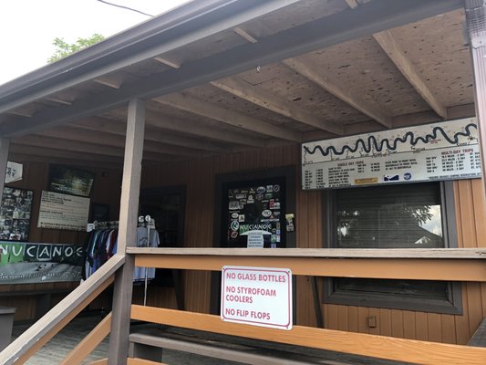 Front Royal Outdoors by null