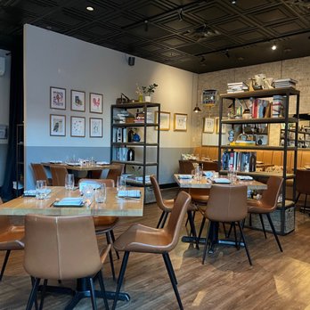 Rooster & Owl - Inside - New American Near Me - Washington, DC, District of Columbia