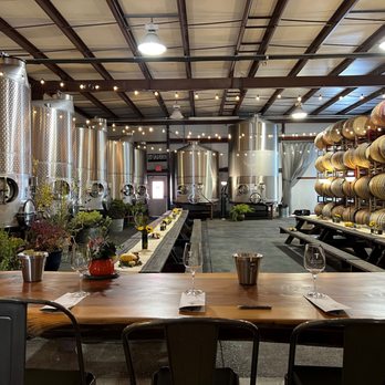 Kokomo Winery - Inside - Wineries Near Me - Healdsburg, California Kokomo Winery - Inside - Wineries Near Me - Healdsburg, California