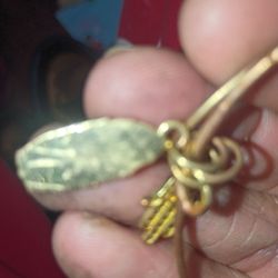 Forman's Money Loans Pawn Shop - Artistic jewelry