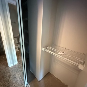 Wini’s Construction and Handyman Services - Missing baseboards - General Contractors Near Me Wini’s Construction and Handyman Services - Missing baseboards - General Contractors Near Me