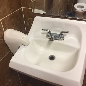 Popeyes Louisiana Kitchen - Broken soap dispenser=poopy employee hands on your drumsticks. : - Chicken Wings Near Me - Gramercy, Louisiana Popeyes Louisiana Kitchen - Broken soap dispenser=poopy employee hands on your drumsticks. : - Chicken Wings Near Me - Gramercy, Louisiana