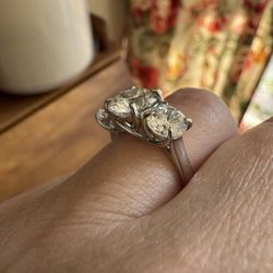 Redd & Co. Fine Jewelers - I wanted claw prongs, and these are done perfectly. Not always easy to do!