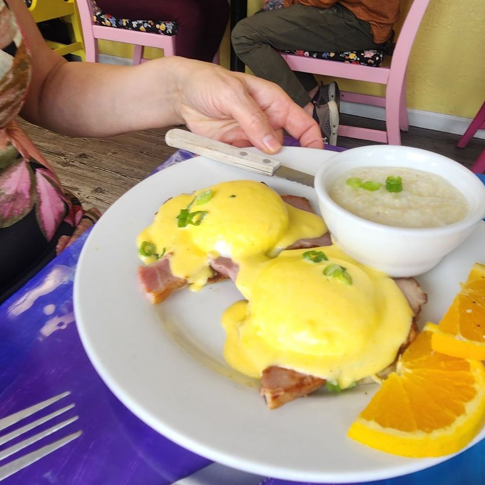 The Breakfast Cottage - Traditional Eggs Benedict..... great every time!!! - Breakfast & Brunch Near Me - Nokomis, Florida