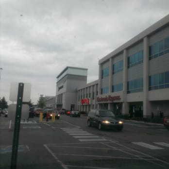 100 Oaks Mall - Shopping Centers Near Me - Nashville, Tennessee 100 Oaks Mall - Shopping Centers Near Me - Nashville, Tennessee