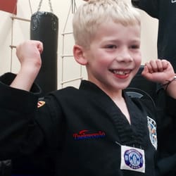 American Dojo - Kids have fun & build confidence through martial arts training.