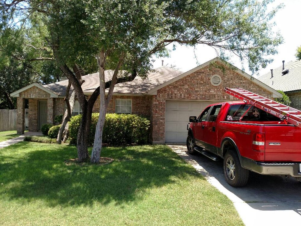 Slide of Starr Roofing & Gutters