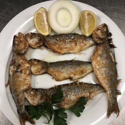 3Women Restaurant - Sarikanat (bluefish)