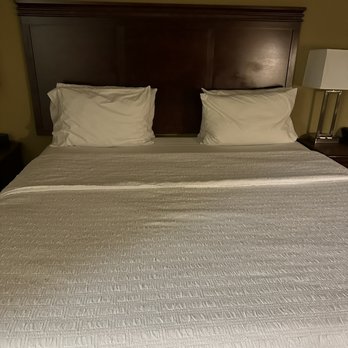 Hampton Inn Covington - king bed - Hotels Near Me - Covington, Georgia
