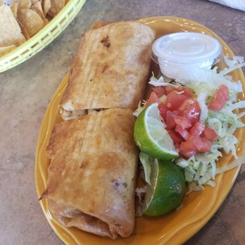 Flor de Pina - Chicken chimichanga - Mexican Near Me - Milwaukee, Wisconsin Flor de Pina - Chicken chimichanga - Mexican Near Me - Milwaukee, Wisconsin
