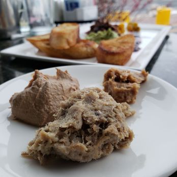 Maple Ave Restaurant - Non-vegetarian spreads - Modern European Near Me - Vienna, Virginia Maple Ave Restaurant - Non-vegetarian spreads - Modern European Near Me - Vienna, Virginia