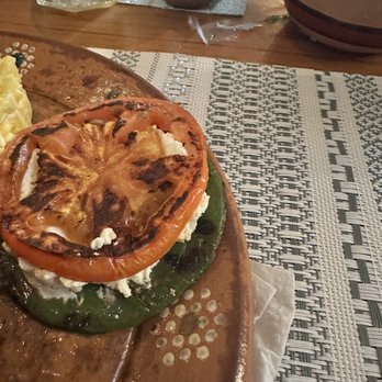 Café del Sol - Tomato, goat cheese and grilled cactus - Cafeteria Near Me - Mérida, YUC Café del Sol - Tomato, goat cheese and grilled cactus - Cafeteria Near Me - Mérida, YUC