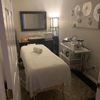Hands of Comfort - Lovely relaxing clean treatment rooms - Massage Therapy Near Me - Spring, Texas Hands of Comfort - Lovely relaxing clean treatment rooms - Massage Therapy Near Me - Spring, Texas