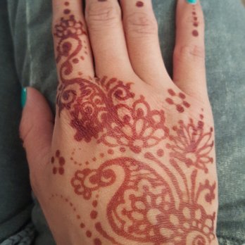 Sara's Threading & Henna Art - Henna Artists Near Me - Las Vegas, Nevada