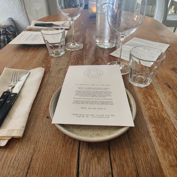 Outlaw's Fish Kitchen - Seafood Near Me - Port Isaac, CON Outlaw's Fish Kitchen - Seafood Near Me - Port Isaac, CON