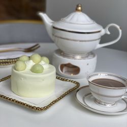 Little Sweet - Lavender Milk Tea Pot, Honeydew Cake