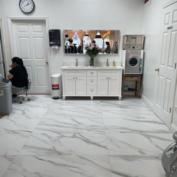 Natural Nails - Nail Salons Near Me - Brockton, Massachusetts