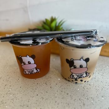 Moo Moo - Passion fruit Tea &  Jasmine milk tea with boba - Coffee & Tea Near Me - Elk Grove, California