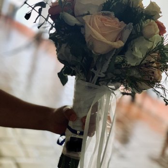 Boulevard Florist - Wedding bouquet - Florists Near Me - Westminster, California Boulevard Florist - Wedding bouquet - Florists Near Me - Westminster, California