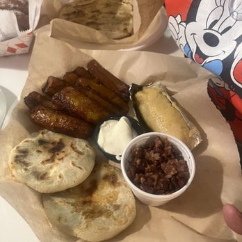 Los Molcajetes - A little of everything - Breakfast & Brunch Near Me - Los Angeles, California Los Molcajetes - A little of everything - Breakfast & Brunch Near Me - Los Angeles, California
