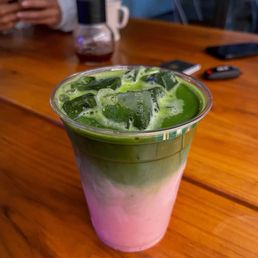 Strawberry Fields matcha (16 oz.)