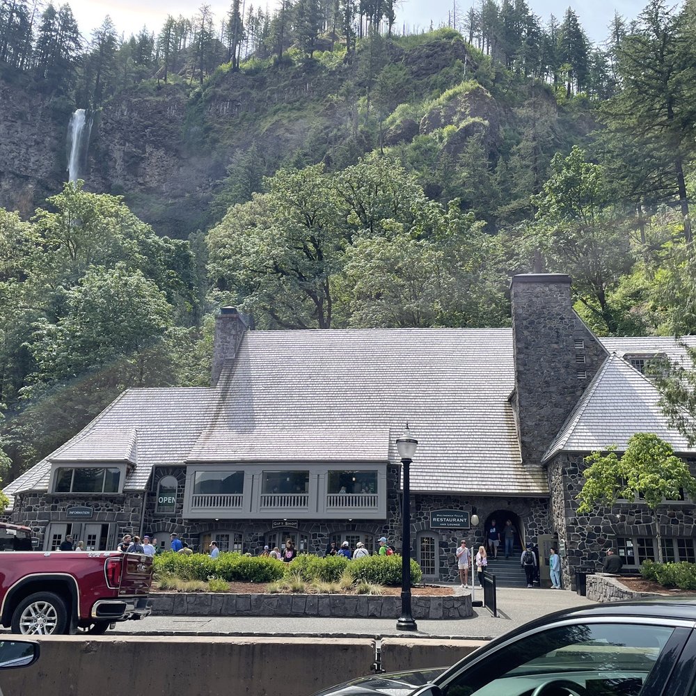 Multnomah Falls - Hiking Near Me - Bridal Veil, Oregon Multnomah Falls - Hiking Near Me - Bridal Veil, Oregon