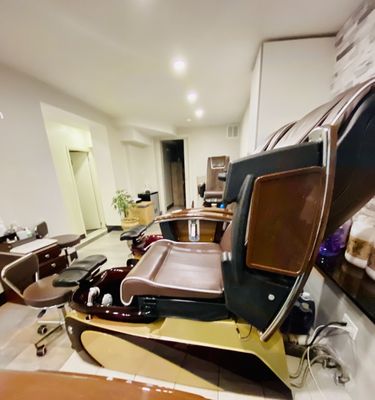 Able Nail Spa by null