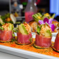 Razo Sushi Bar - Pink lady roll