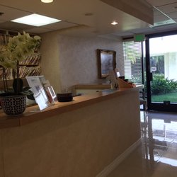 Nahid Birjandi, DPM - Office Interior