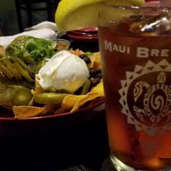 Maui Brewing - Nachos - Brewpubs Near Me - Lahaina, Hawaii Maui Brewing - Nachos - Brewpubs Near Me - Lahaina, Hawaii