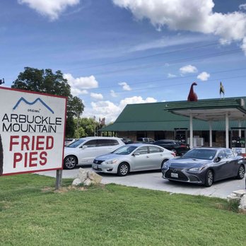 Arbuckle Mountain Fried Pies - cars parked in front of a restaurant - Bakeries Near Me - Davis, Oklahoma