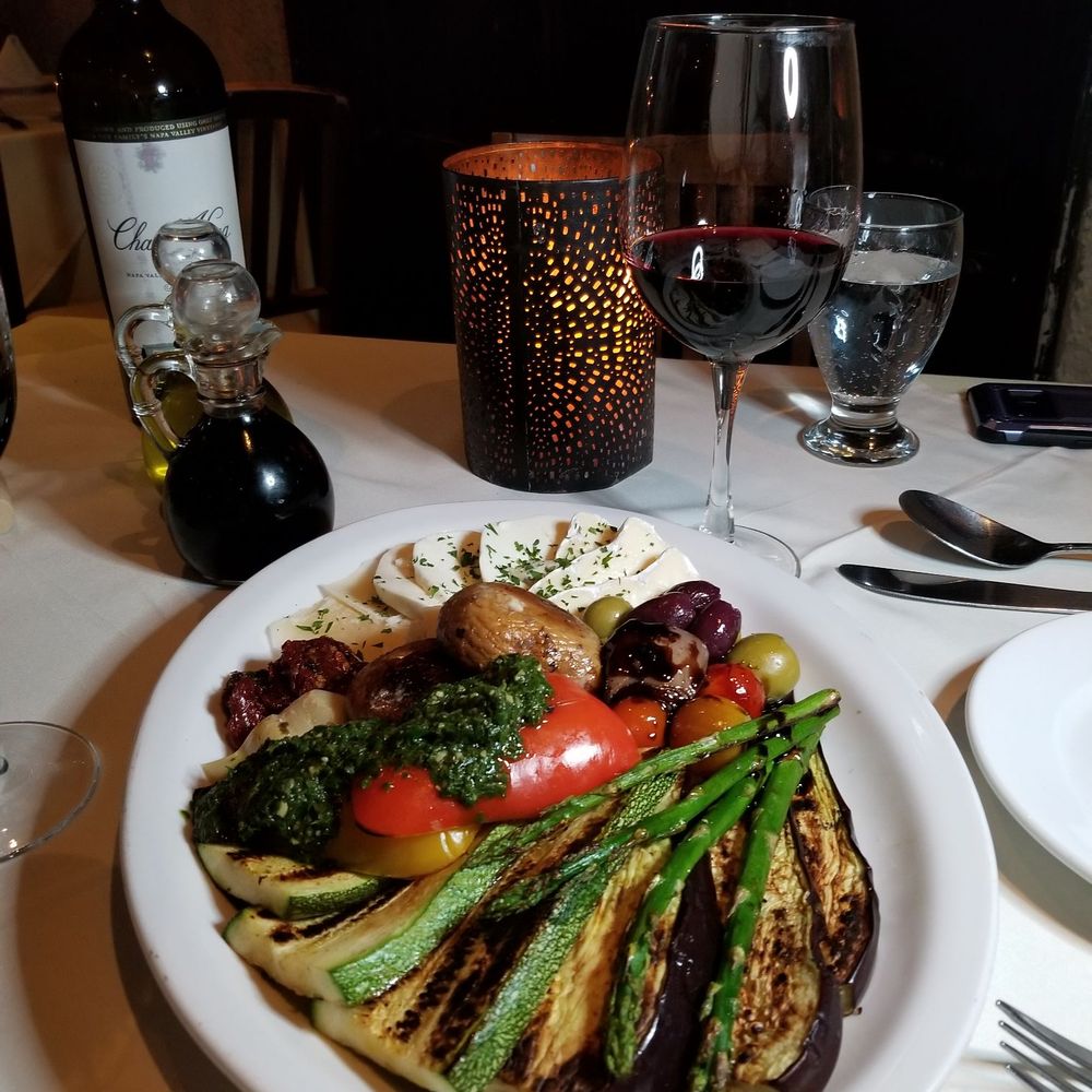 Alcaravea - Antipasta platter - Italian Near Me - Cabo San Lucas, BCS Alcaravea - Antipasta platter - Italian Near Me - Cabo San Lucas, BCS