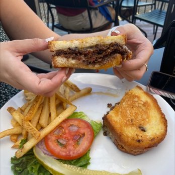 Tavern On The Point - Grilled Cheese w/ Short Rib - Cocktail Bars Near Me - Chicago, Illinois Tavern On The Point - Grilled Cheese w/ Short Rib - Cocktail Bars Near Me - Chicago, Illinois