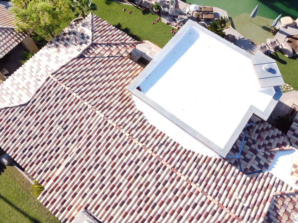 Slide of Suntech Consulting & Roofing