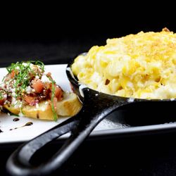 Limericks Traditional Public House - Bacon Jalapeno Mac & Cheese