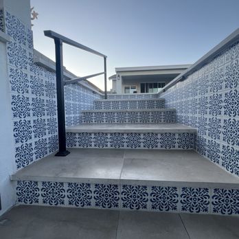 Modern Pools - Pool/Spa Tile Repairs - Pool & Hot Tub Service Near Me - Scottsdale, Arizona