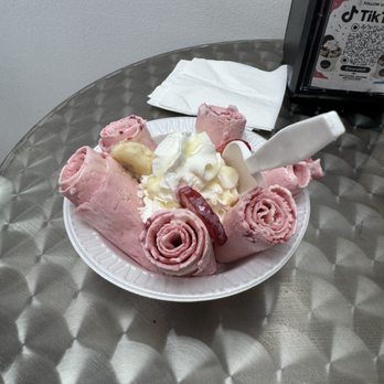 Ice Rolls - Strawberry and banana ice rolls - Ice Cream & Frozen Yogurt Near Me - Clearwater, Florida Ice Rolls - Strawberry and banana ice rolls - Ice Cream & Frozen Yogurt Near Me - Clearwater, Florida