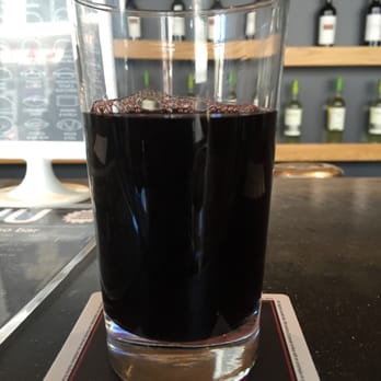 5411 Empanadas - Vino: Piedra Negra - Empanadas Near Me - Chicago, Illinois