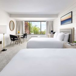 The Pell - Guest Room