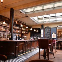 The Punch Tavern - Cool bar