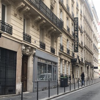 Hôtel Balmoral - Out front - Hotels Near Me - Paris, 75 Hôtel Balmoral - Out front - Hotels Near Me - Paris, 75
