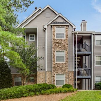 Crowne Oaks - Apartments Near Me - Winston-Salem, North Carolina Crowne Oaks - Apartments Near Me - Winston-Salem, North Carolina