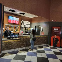 Cinemark Tinseltown USA - Bar