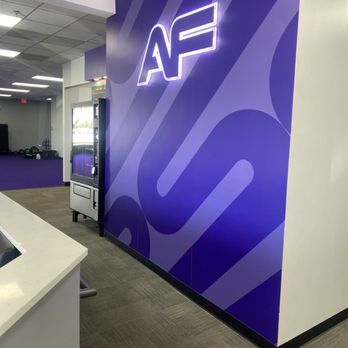 Anytime Fitness - Entrance to Anytime Fitness - Gyms Near Me - Chicago, Illinois Anytime Fitness - Entrance to Anytime Fitness - Gyms Near Me - Chicago, Illinois