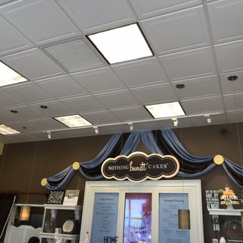 Nothing Bundt Cakes - Bakeries Near Me - Eagan, Minnesota