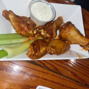 The 4 Corners Pub - Hot wings - Pubs Near Me - Silver Spring, Maryland