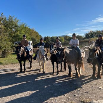 K & K Equestrian Center - Group photo at the end of our hour ride which was offered by our guides! - Horseback Riding Near Me - Greenville, New York K & K Equestrian Center - Group photo at the end of our hour ride which was offered by our guides! - Horseback Riding Near Me - Greenville, New York