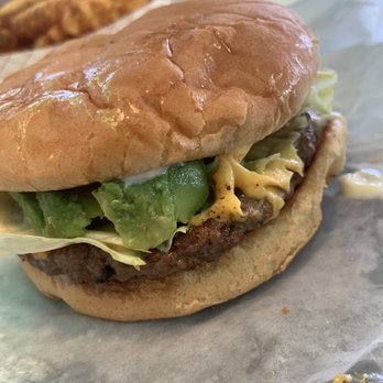 Southwell's Hamburger Grill - Melty cheese and thick avocado - Burgers Near Me - Houston, Texas Southwell's Hamburger Grill - Melty cheese and thick avocado - Burgers Near Me - Houston, Texas