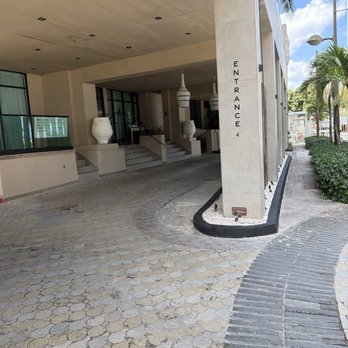 Aire De O:Live - Front entrance - Hotels Near Me - Carolina, Puerto Rico Aire De O:Live - Front entrance - Hotels Near Me - Carolina, Puerto Rico